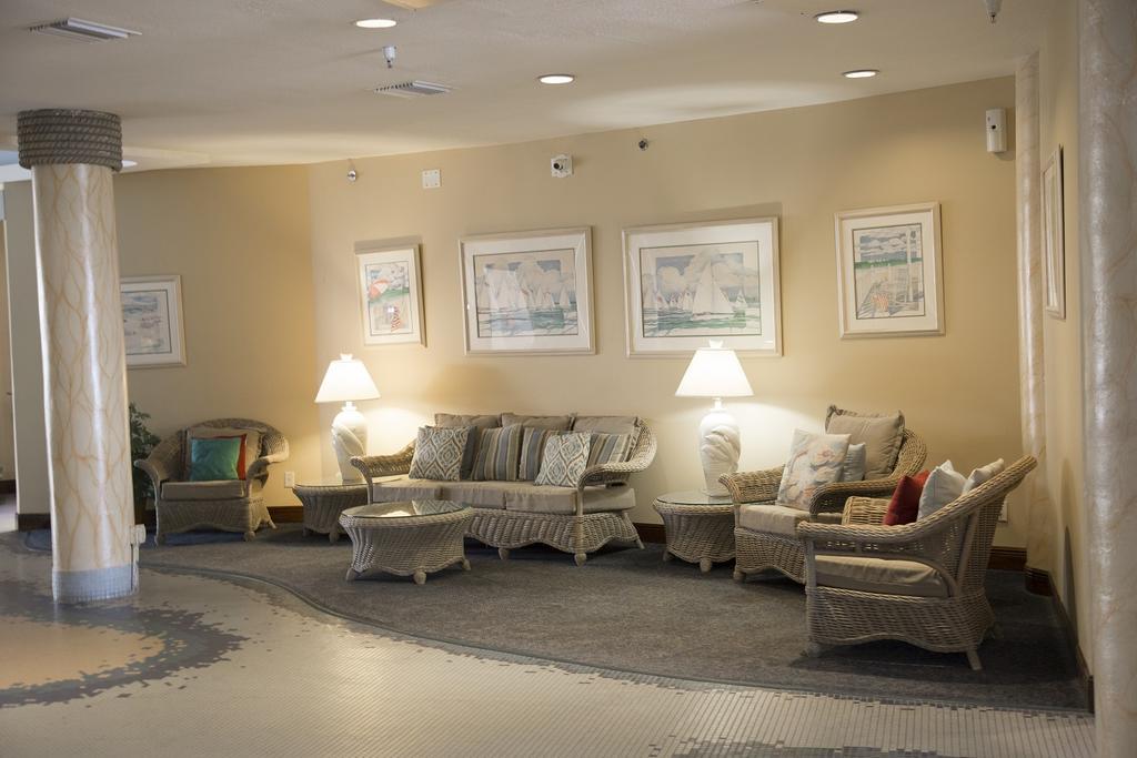 Harbour Beach Resort Studios! Daytona Beach Exterior photo
